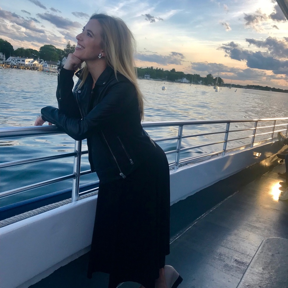 Meet your Posher, Noelle